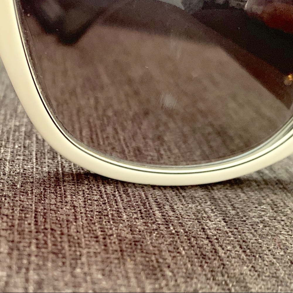 Sunglasses - Picture 5 of 6